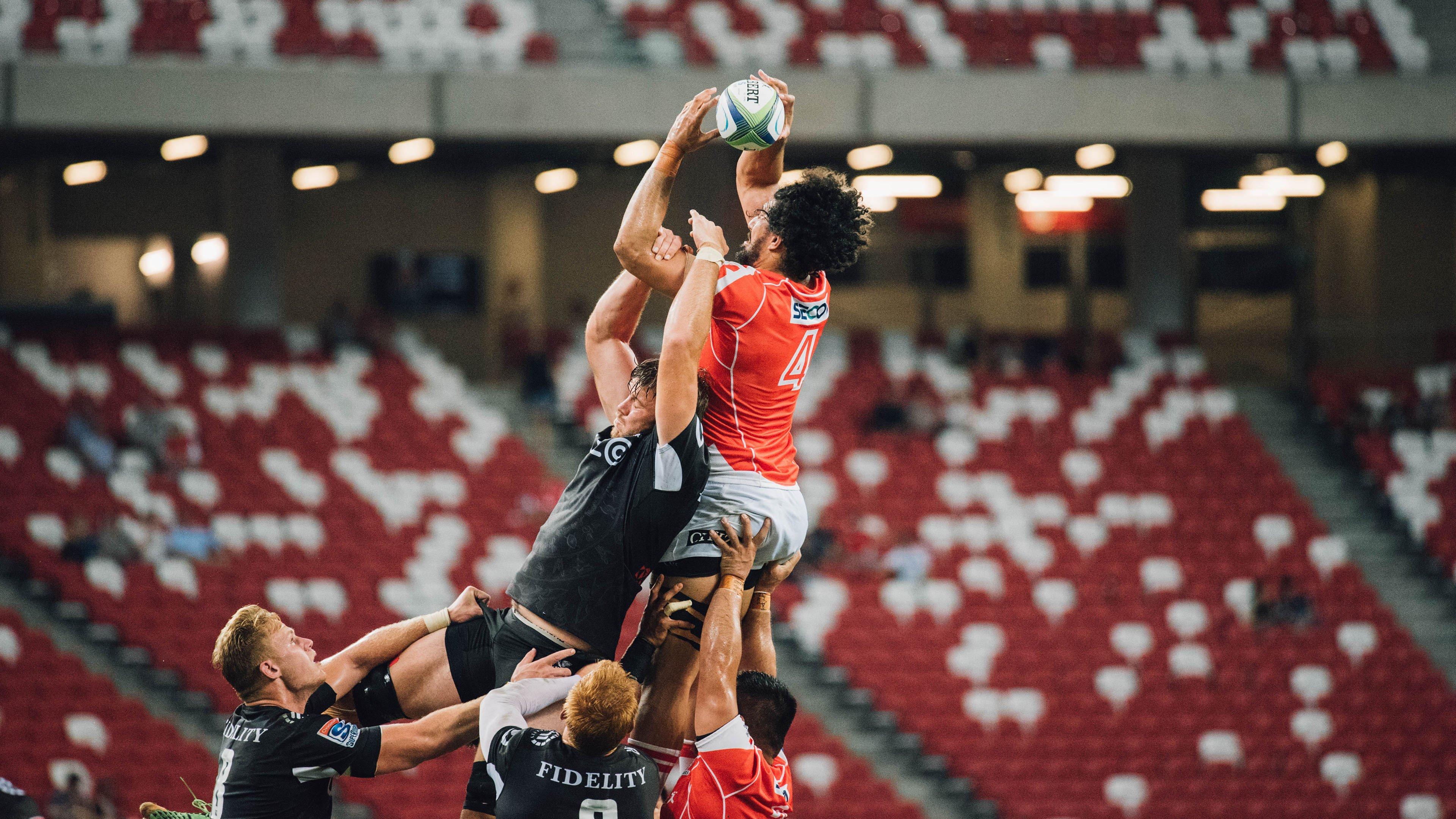 奥萨尔自责未防住布伦森关键三分，比斯利坦言该投进绝杀球