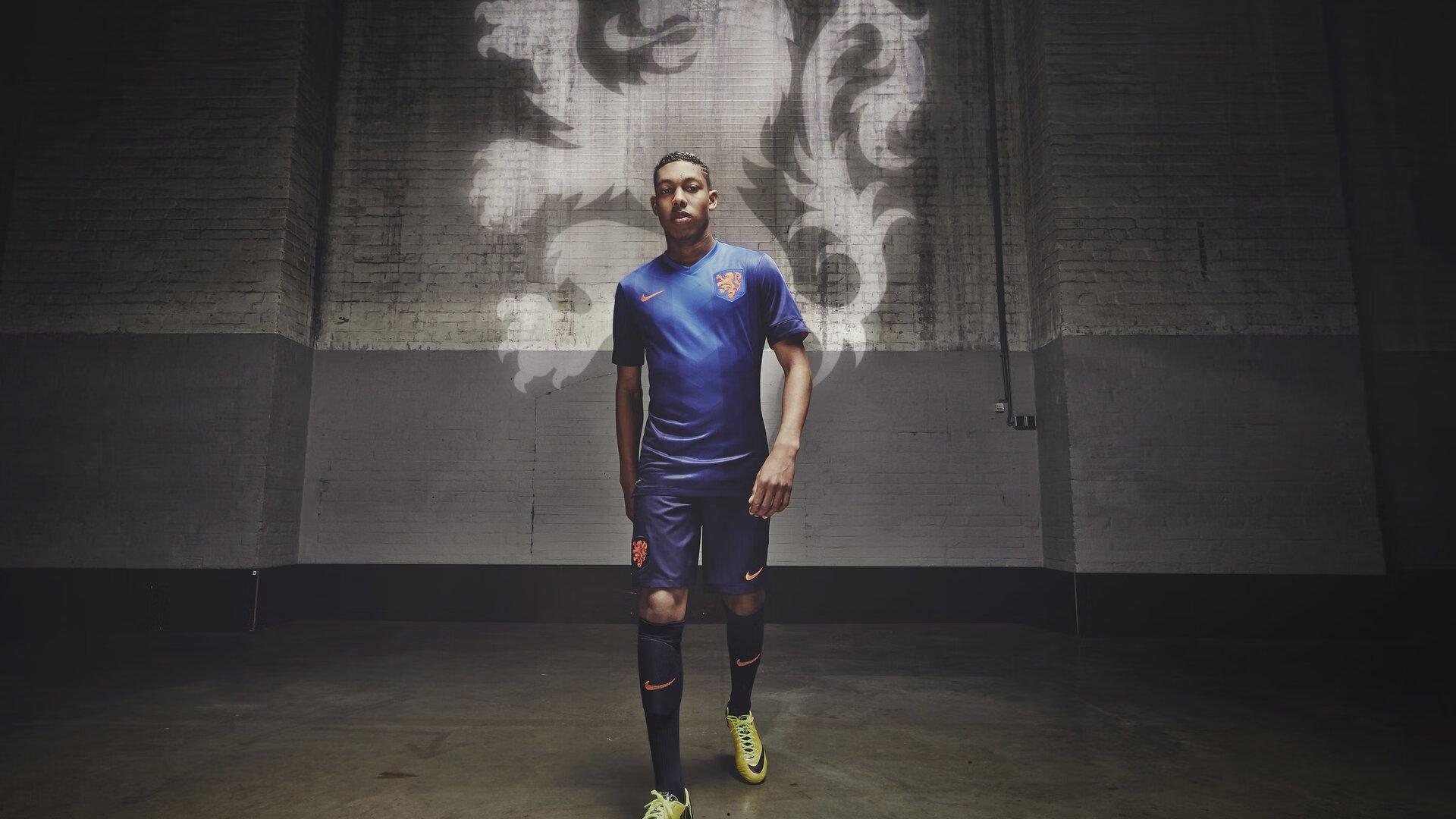 梦回2012！38岁梅西再现巅峰神迹，连续5场双响书写足坛不朽传奇